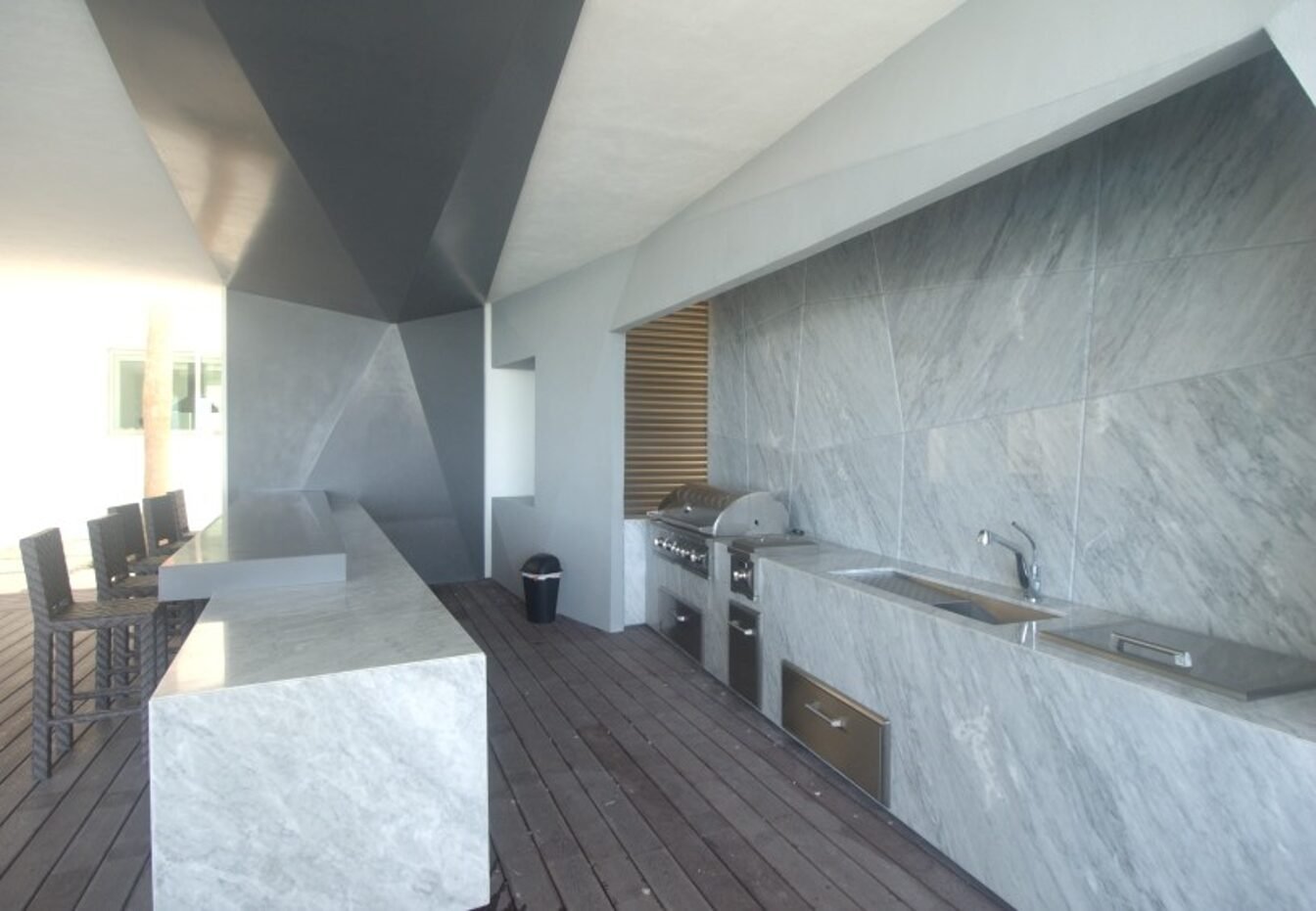 House for sale Isla Dorada Cancún – BBQ bar, side view