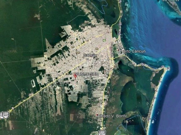 Land for sale on Av 135 Cancún – Cancún map showing the location of the land