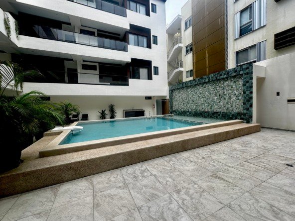 Departamento en venta en Cancún en SM 09 en Av. Bonampak Alberca