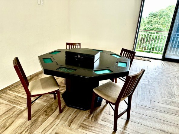 Departamento en venta en Cancún en SM 09 en Av. Bonampak Salón de Juegos