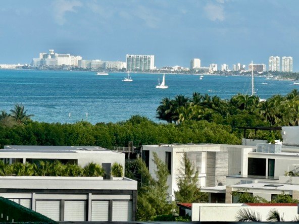 Departamento en Venta en Zona Hotelera Puerto Cancún Vista General