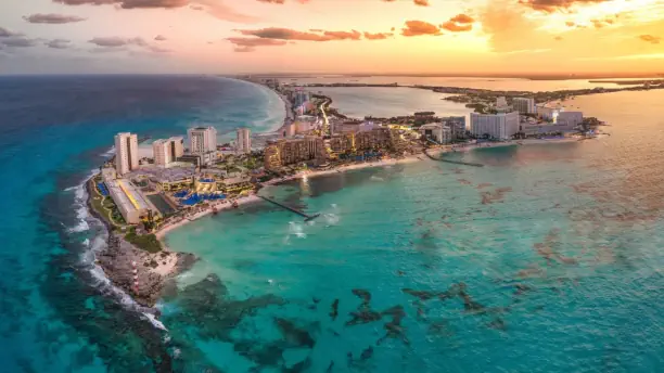 Propiedades en Venta y Renta en Isla Dorada Zona Hotelera de Cancún