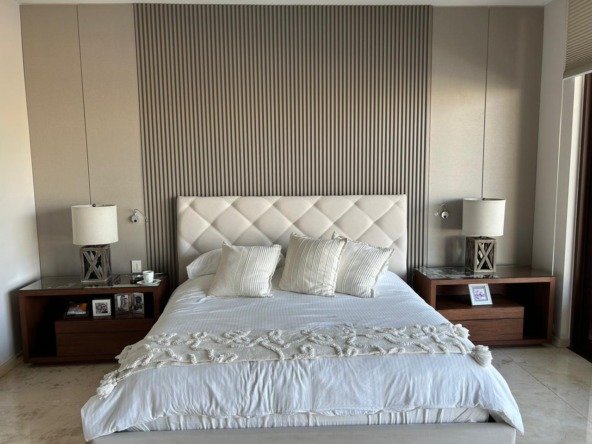 HOUSE FOR SALE PUERTO CANCUN MASTER BEDROOM (PHOTO 5)