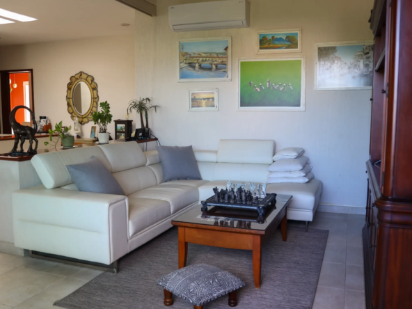 CR88 house for rent Isla Dorada-Living Room PA (photo 9)