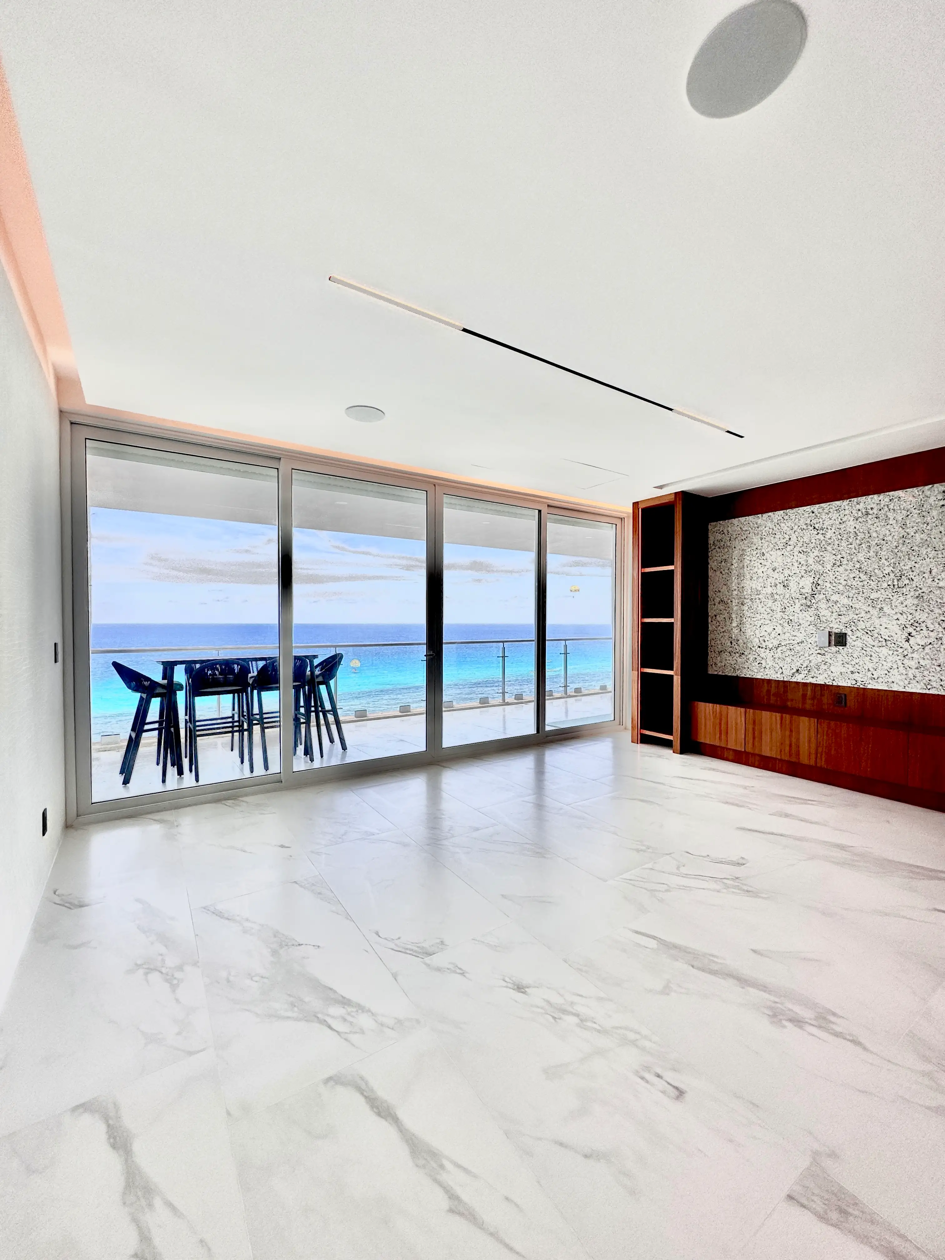 CR89 EMERALD GENERAL APARTMENT VIEW