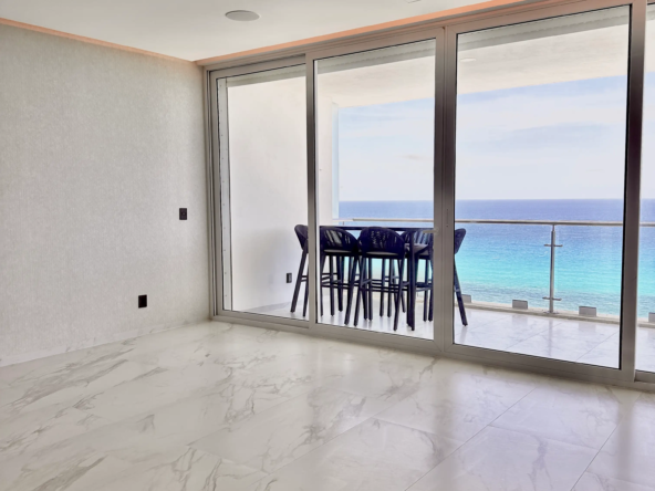 CR89 EMERALD TERRACE AND BEDROOM VIEW
