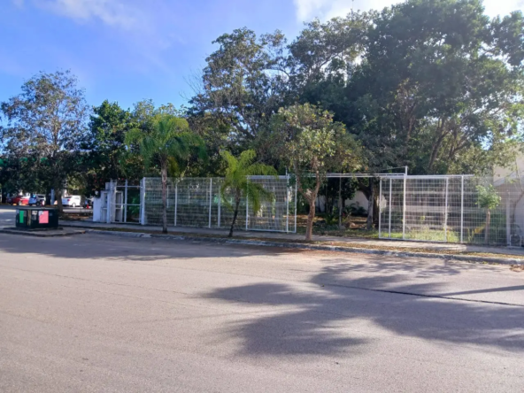 Land for sale in Playa del Carmen 4