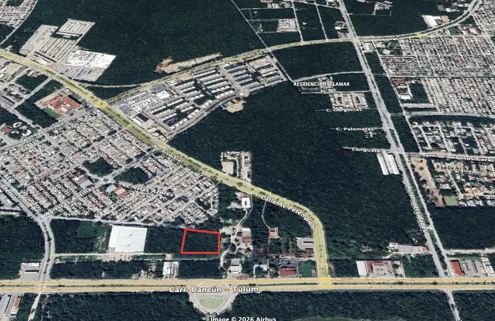AERIAL VIEW OF LAND FOR SALE IN PLAYA DEL CARMEN 4