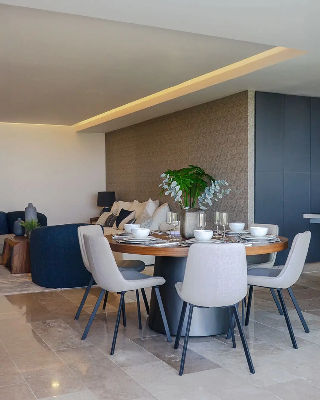 BREZZA- dining room