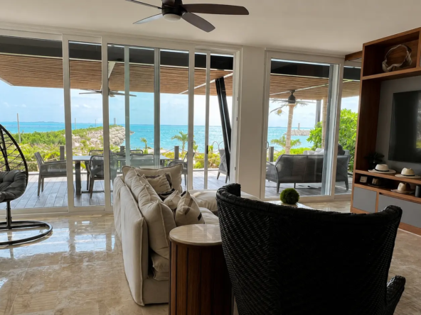 CR93 LA AMADA LIVING ROOM (photo 1)