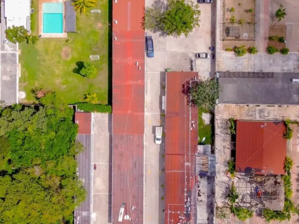 CR94 LAND WITH WAREHOUSES