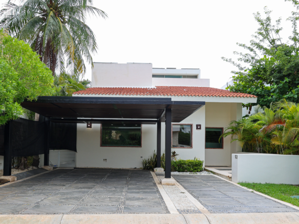1-FACADE-ISLA-AMOROSA