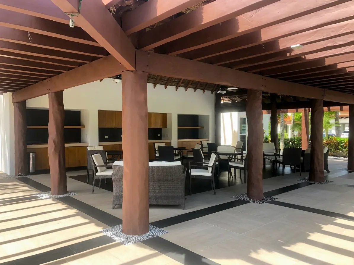 11 Common Area, Isla Amorosa CR98