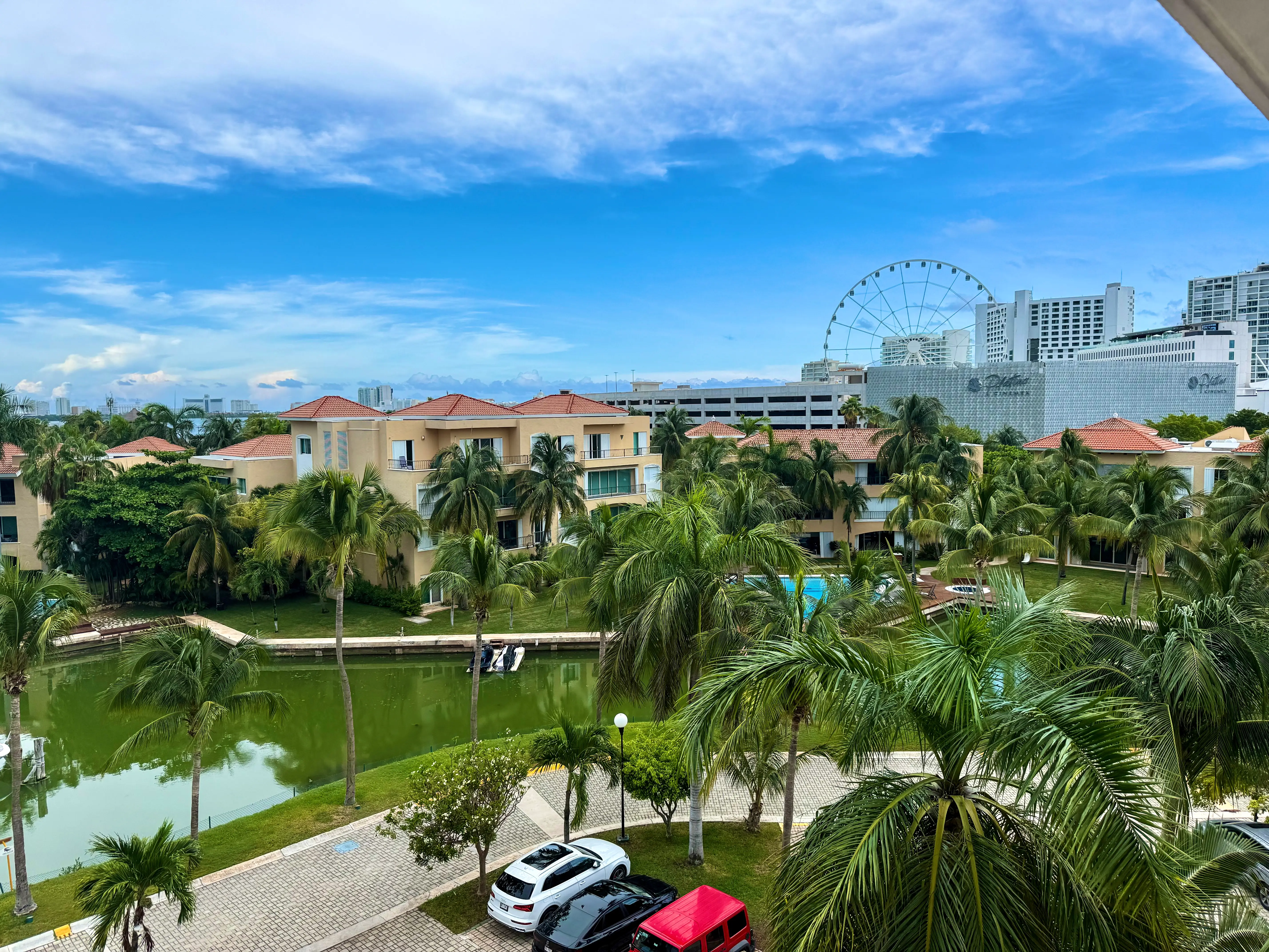 11-View-of-the-Lagoon-and-La-Isla-Beach-CR100