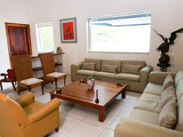 3-LIVING ROOM-ISLA-AMOROSA