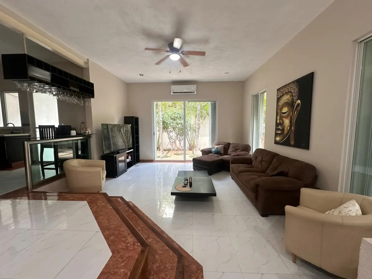 4 Living Room Sm 12 CR99