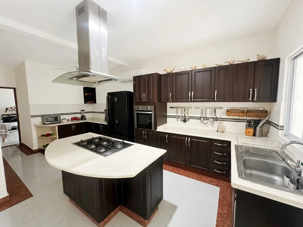 6 Kitchen Sm 12 CR99
