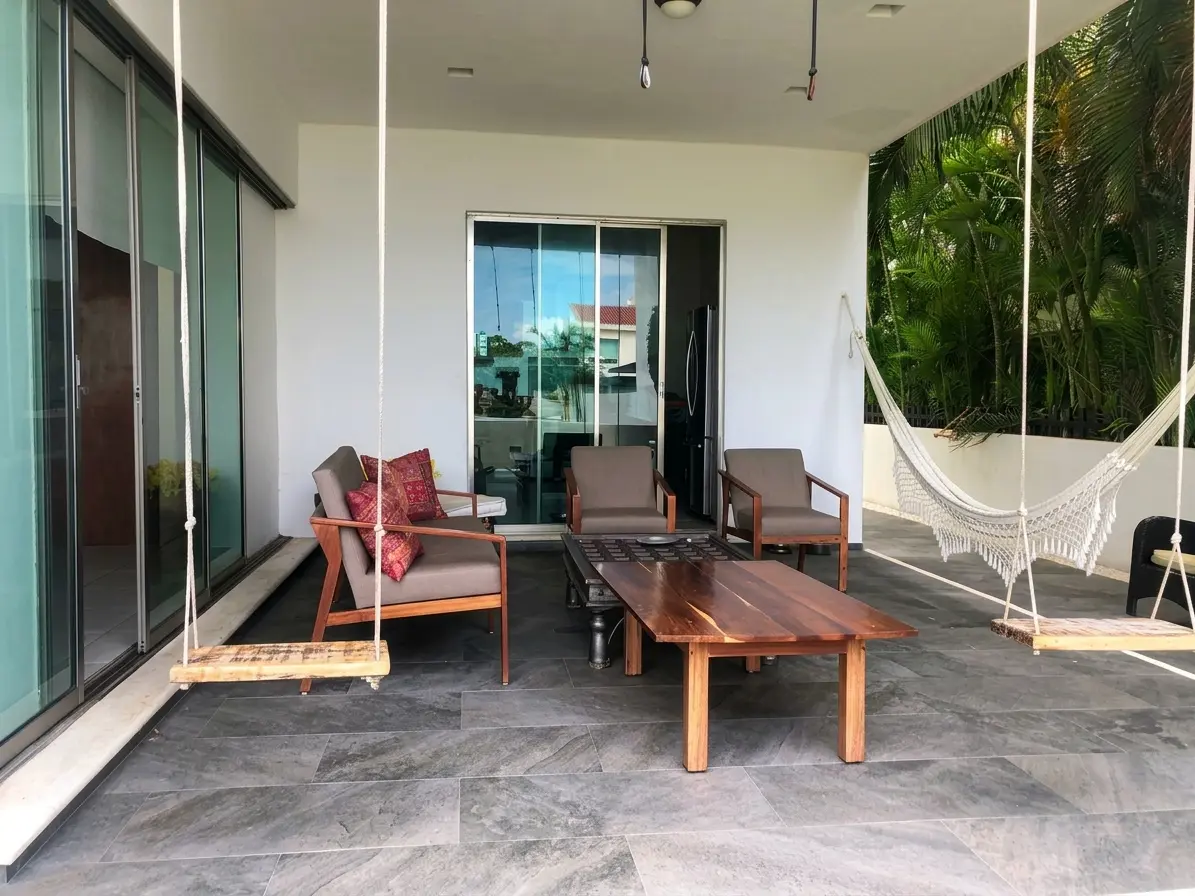 9 Terrace, Isla Amorosa CR98