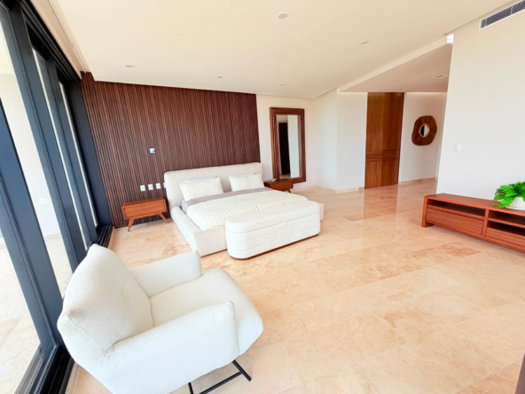 CR97 CENTRAL PARK TOWER Master Bedroom 8