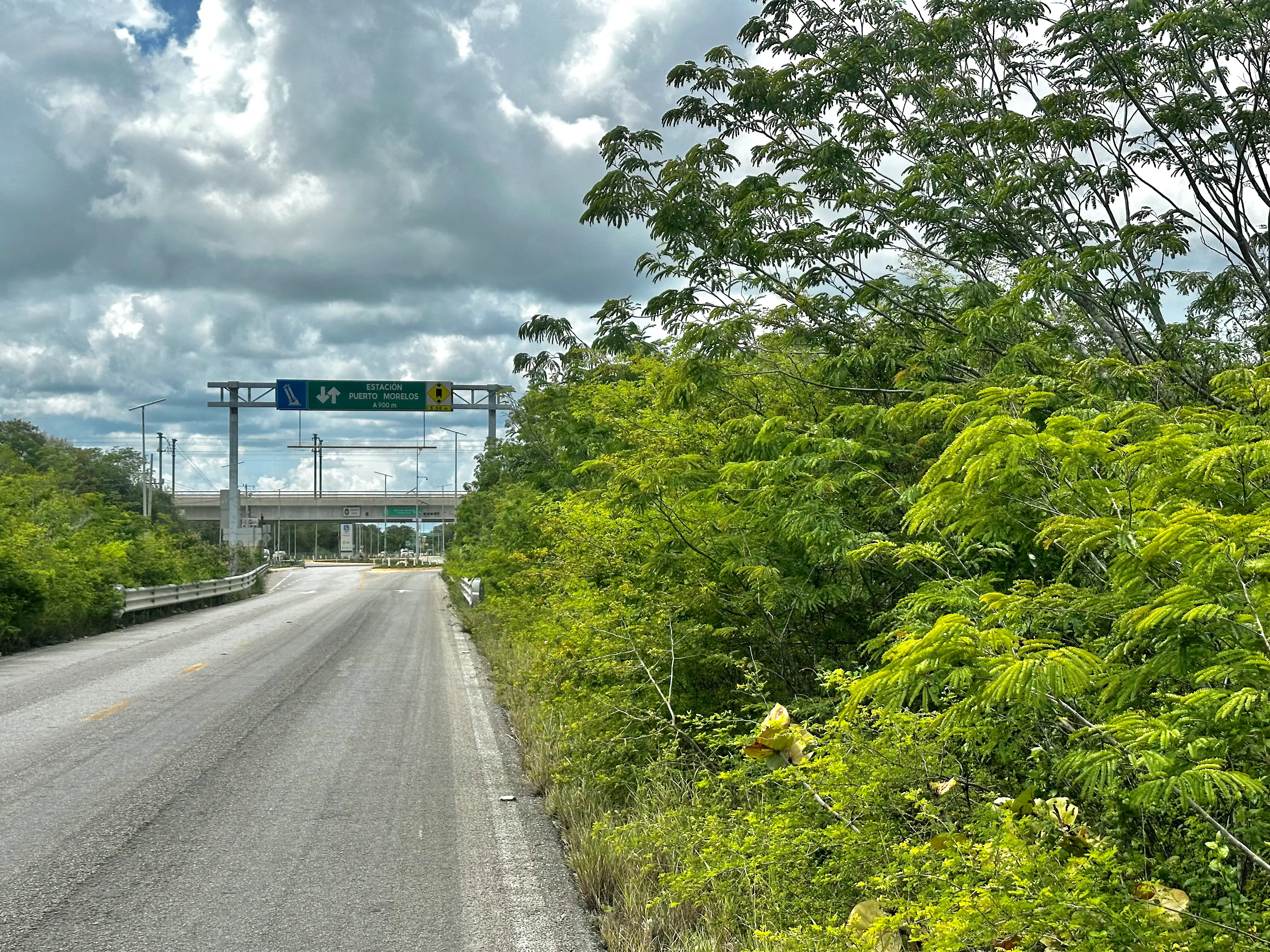 5-Land-Cenotes-Route-road